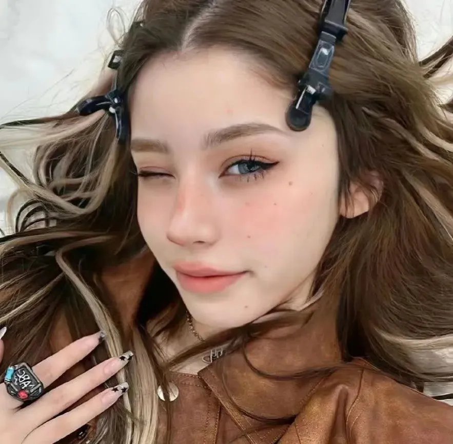 科拉深孔